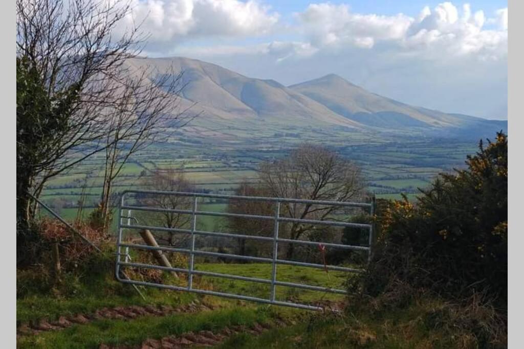Corderry Farmhouse, Idyllic Cottage Amid 250 Acres Lisvernane 외부 사진