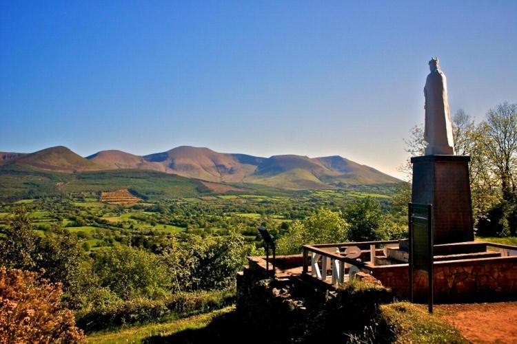 Corderry Farmhouse, Idyllic Cottage Amid 250 Acres Lisvernane 외부 사진